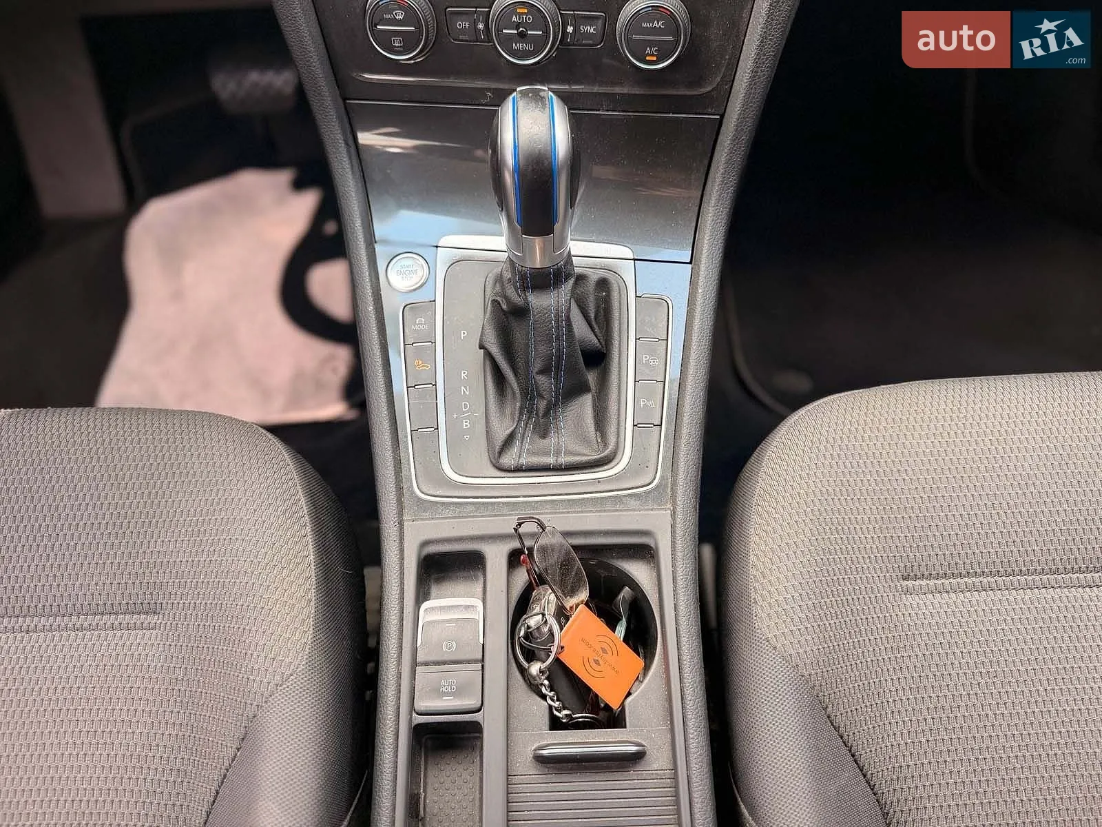 2019 Volkswagen Golf - мініатюра 11