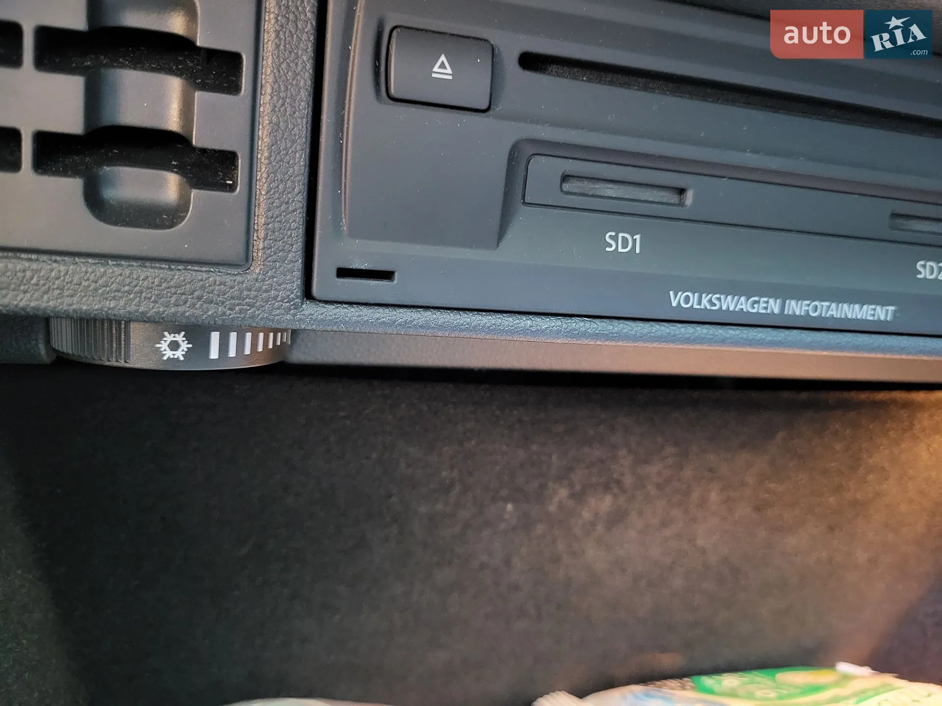 Volkswagen e-Golf 2015 VIN WVWZZZAUZGW902630 фото оголошення 71 з 73