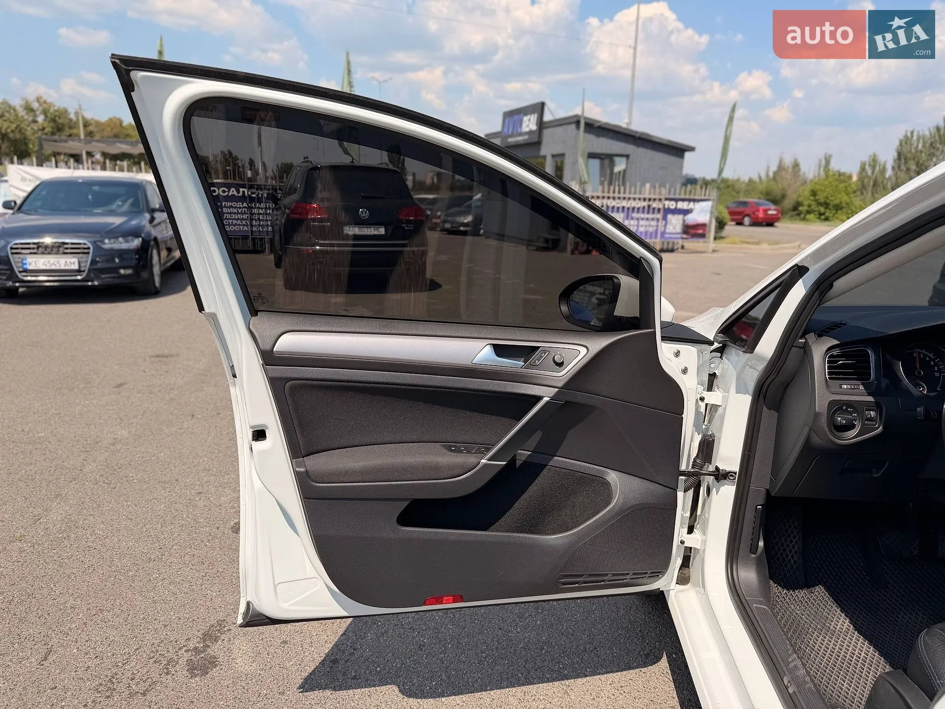 2016 Volkswagen Golf - мініатюра 38