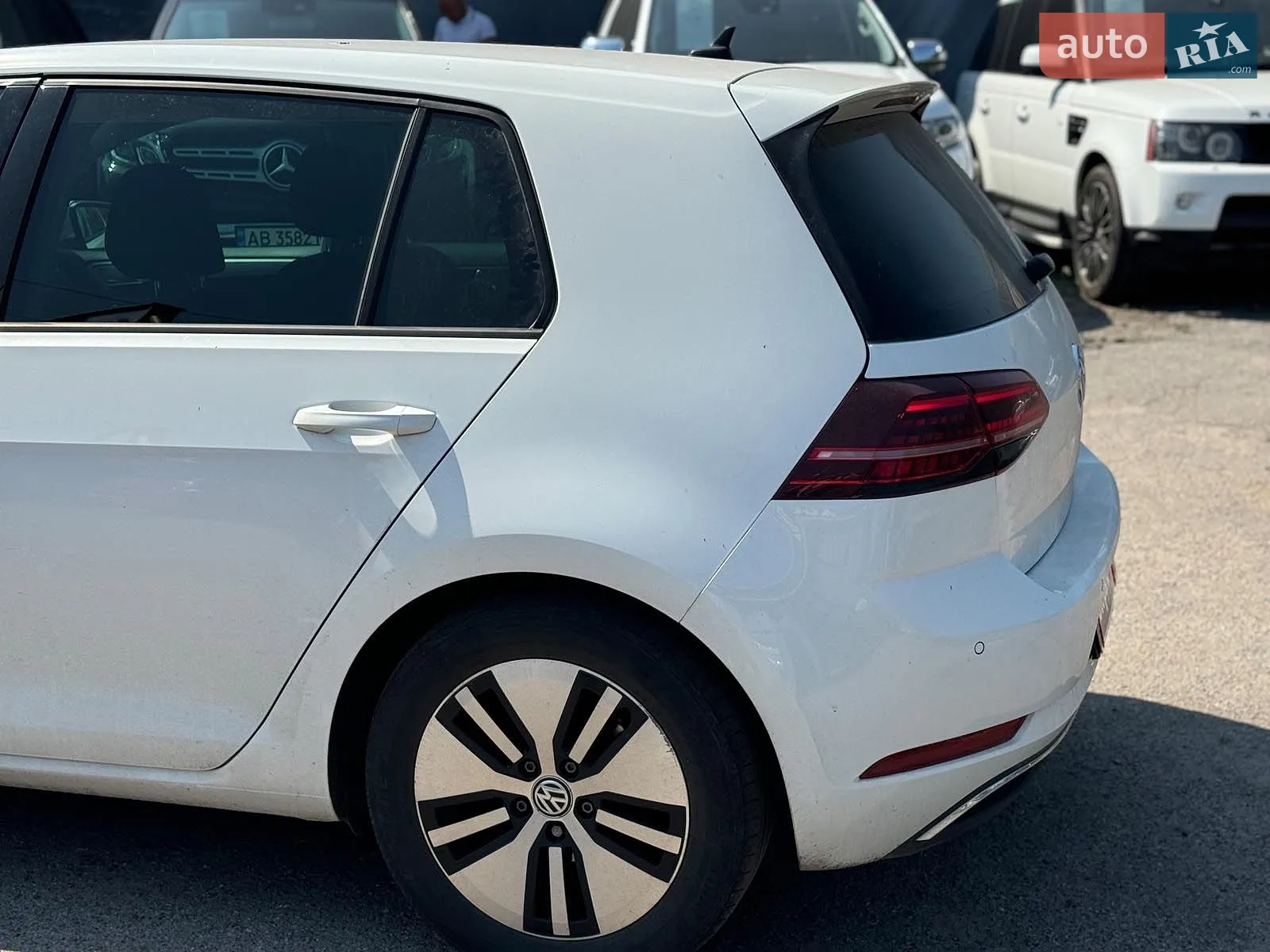 2019 Volkswagen Golf - мініатюра 10