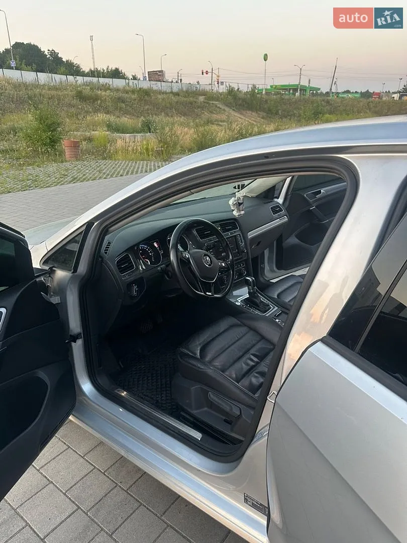 2015 Volkswagen Golf - мініатюра 12