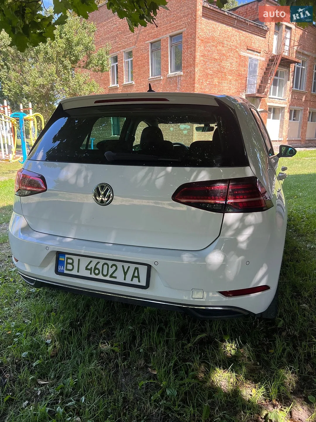 2017 Volkswagen Golf - мініатюра 3