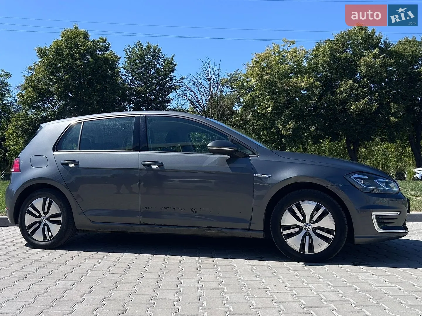 2020 Volkswagen Golf - мініатюра 3