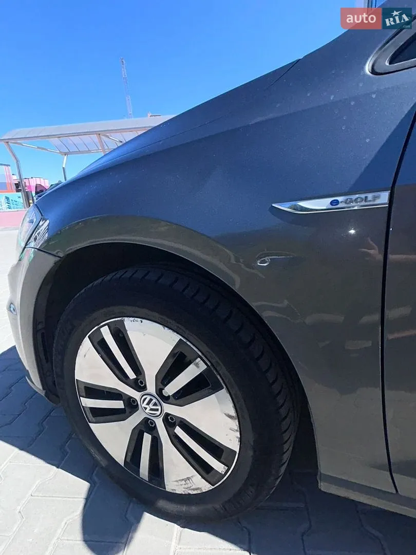 2020 Volkswagen Golf - мініатюра 6