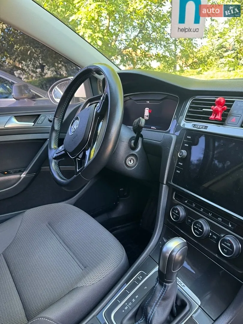2019 Volkswagen Golf - мініатюра 8
