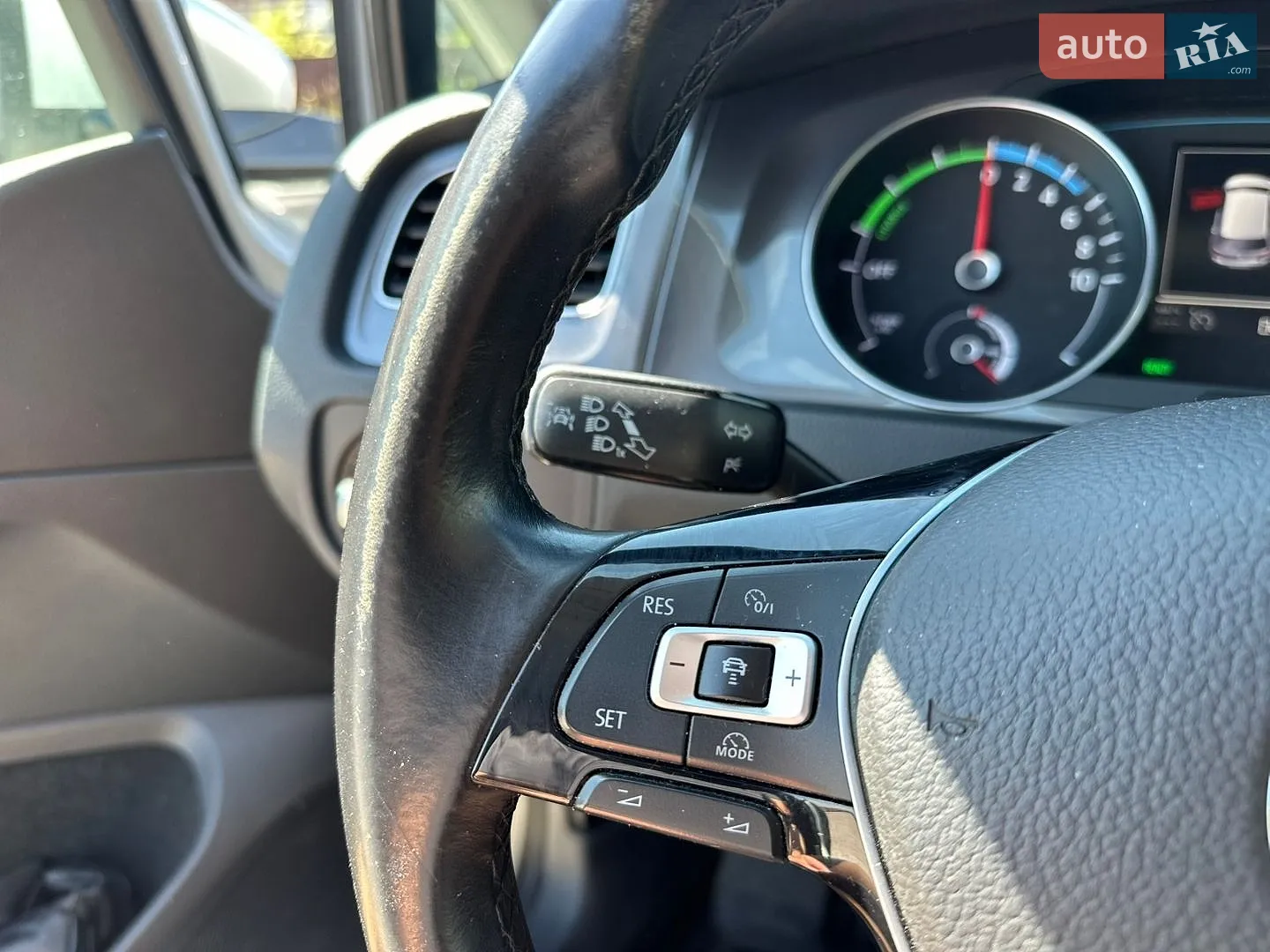 2015 Volkswagen Golf - мініатюра 38