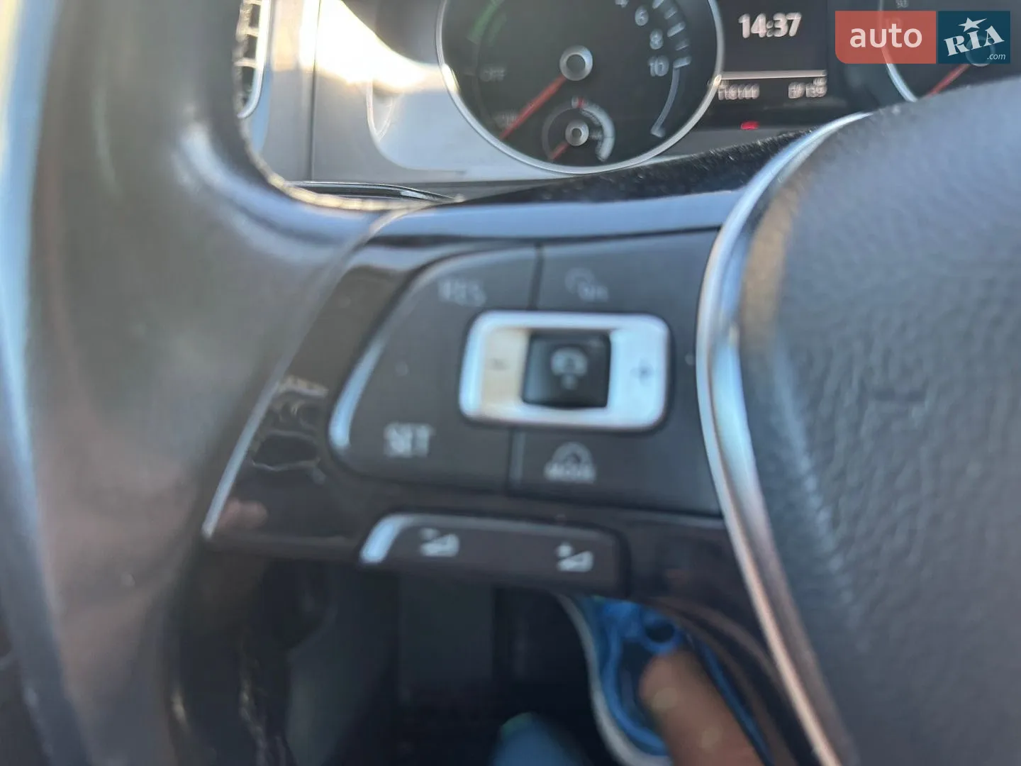 2015 Volkswagen Golf - мініатюра 2