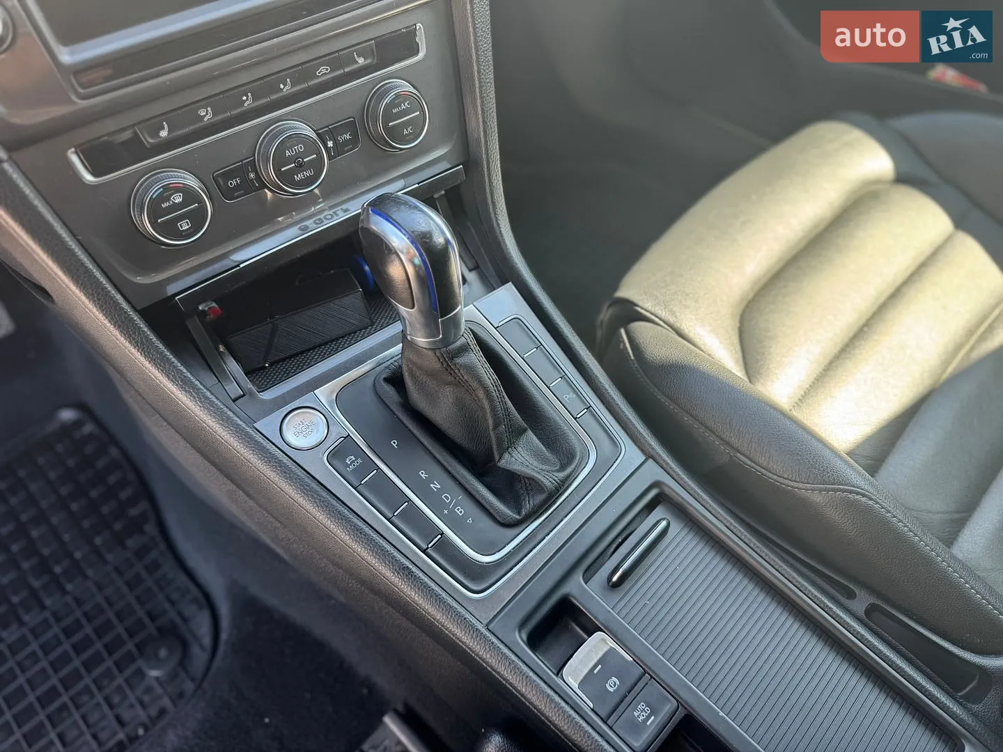 2015 Volkswagen Golf - мініатюра 21