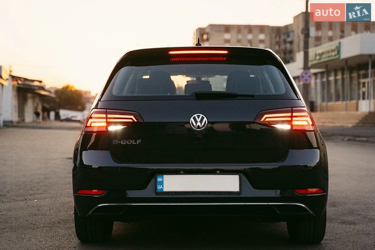 2019 Volkswagen Golf - мініатюра 8