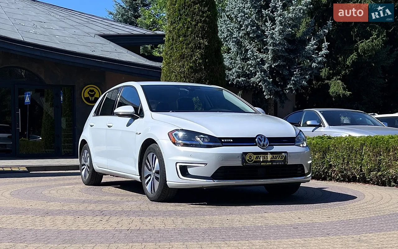 2018 Volkswagen Golf - фото 1