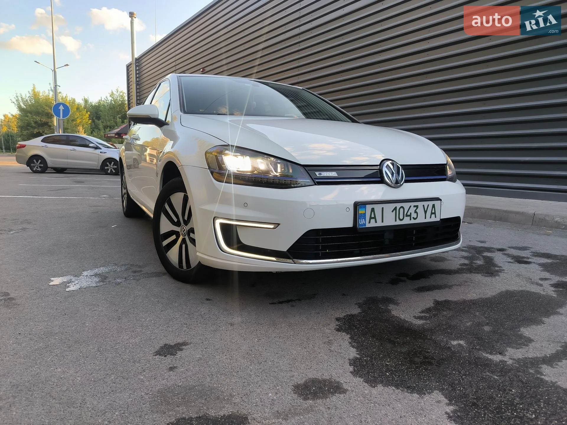 2014 Volkswagen Golf - мініатюра 9