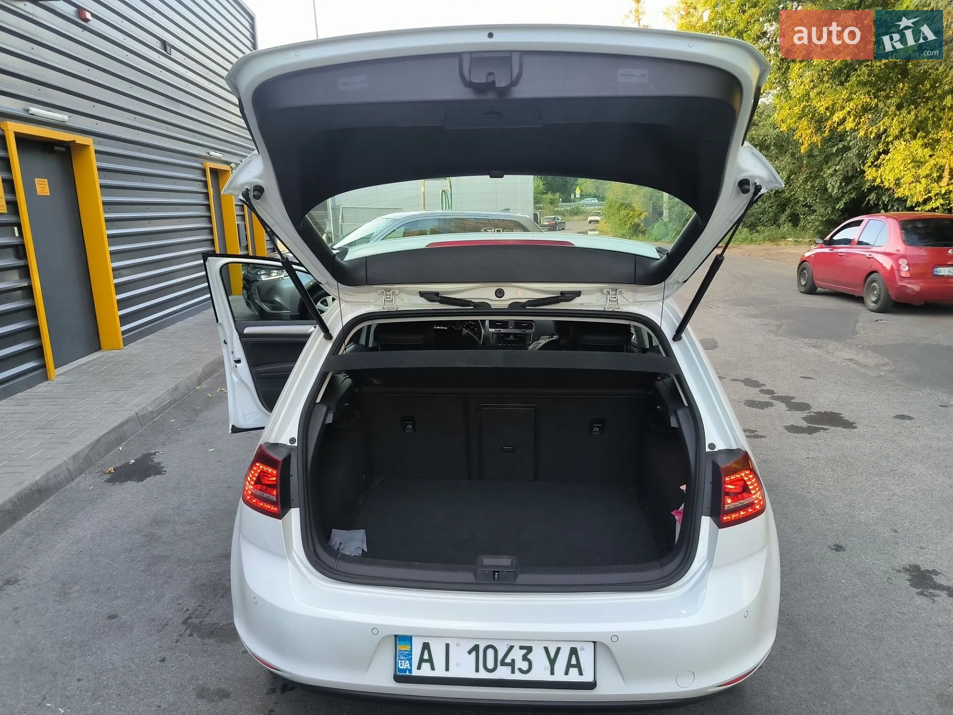 2014 Volkswagen Golf - мініатюра 8