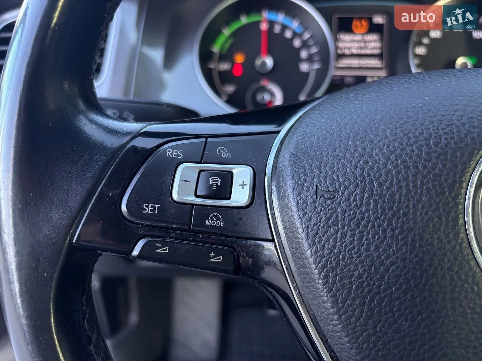 2014 Volkswagen Golf - мініатюра 27