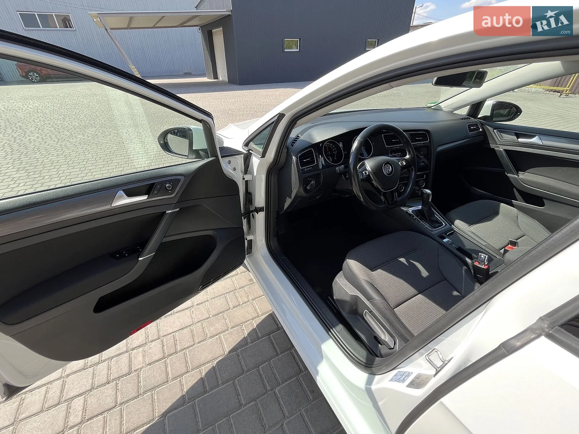 2020 Volkswagen Golf - мініатюра 22