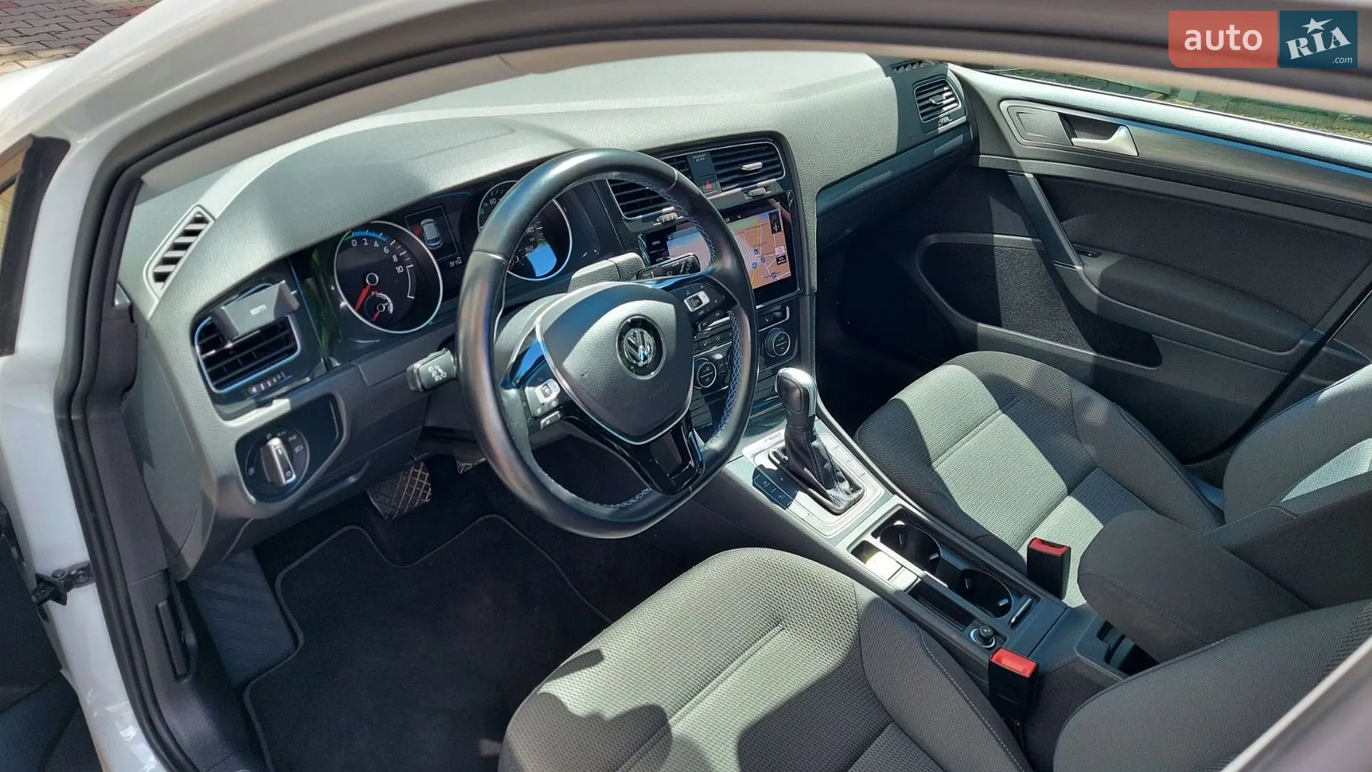 2020 Volkswagen Golf - мініатюра 11