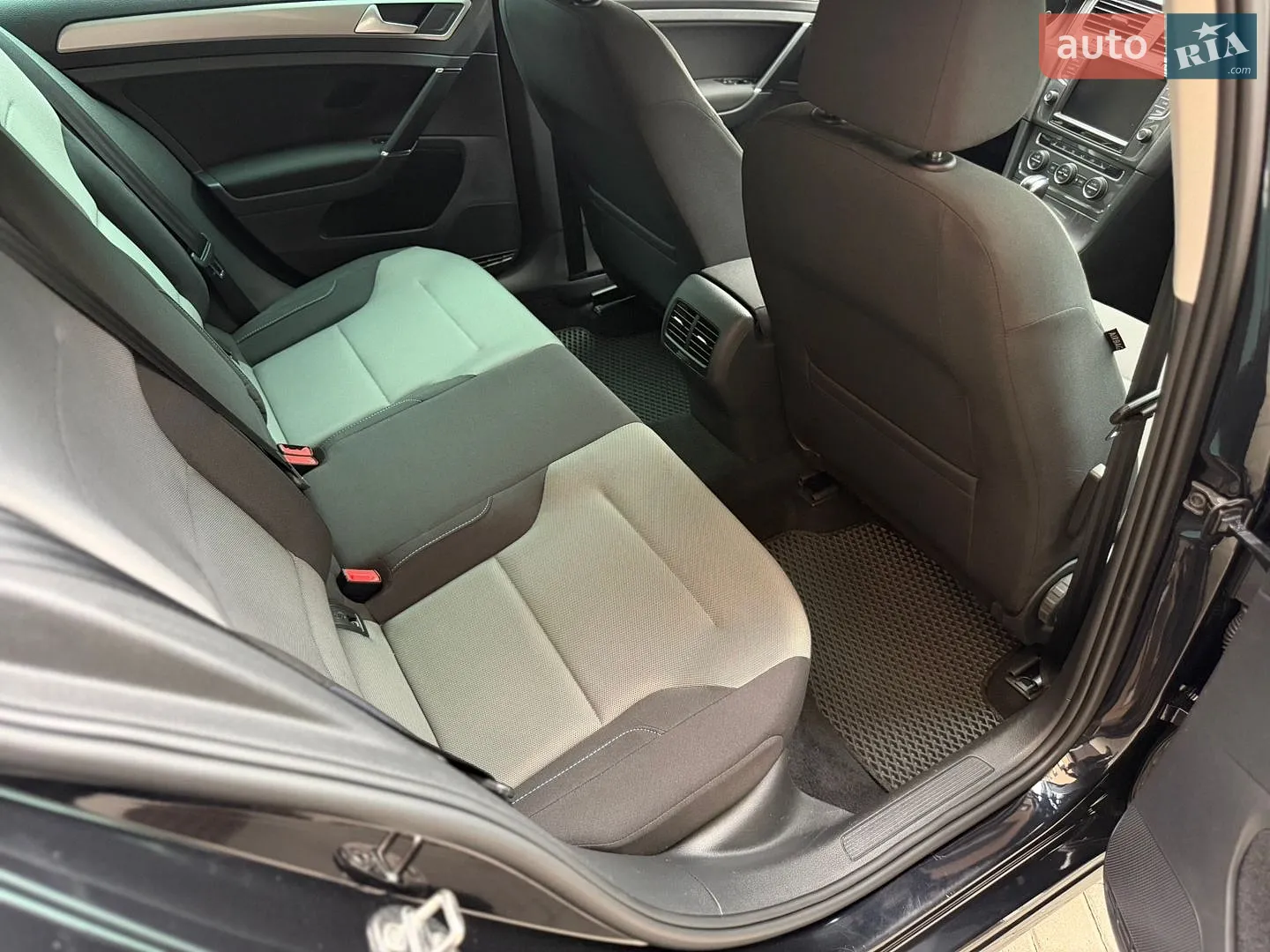 2015 Volkswagen Golf - мініатюра 34