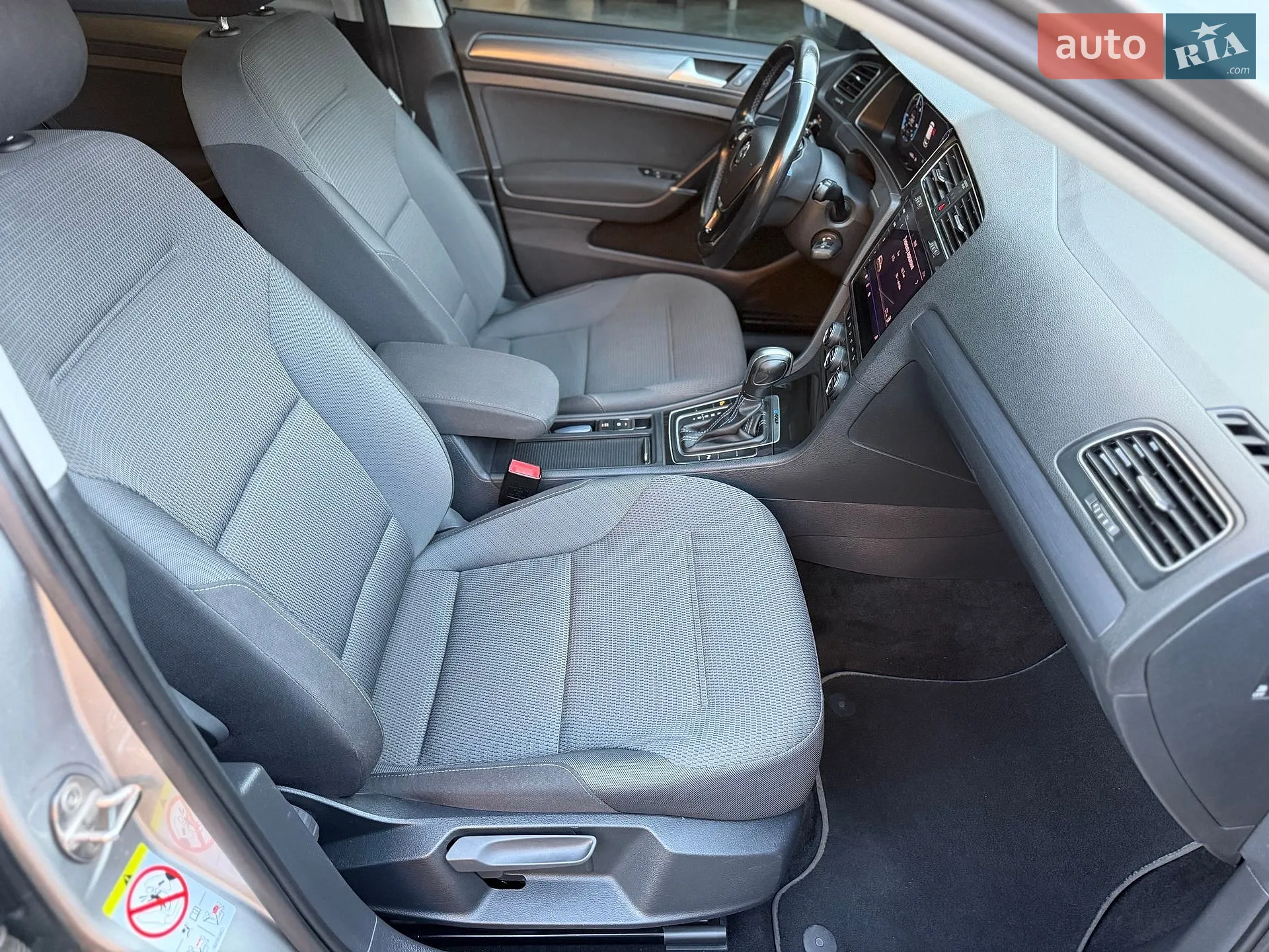 2019 Volkswagen Golf - мініатюра 27