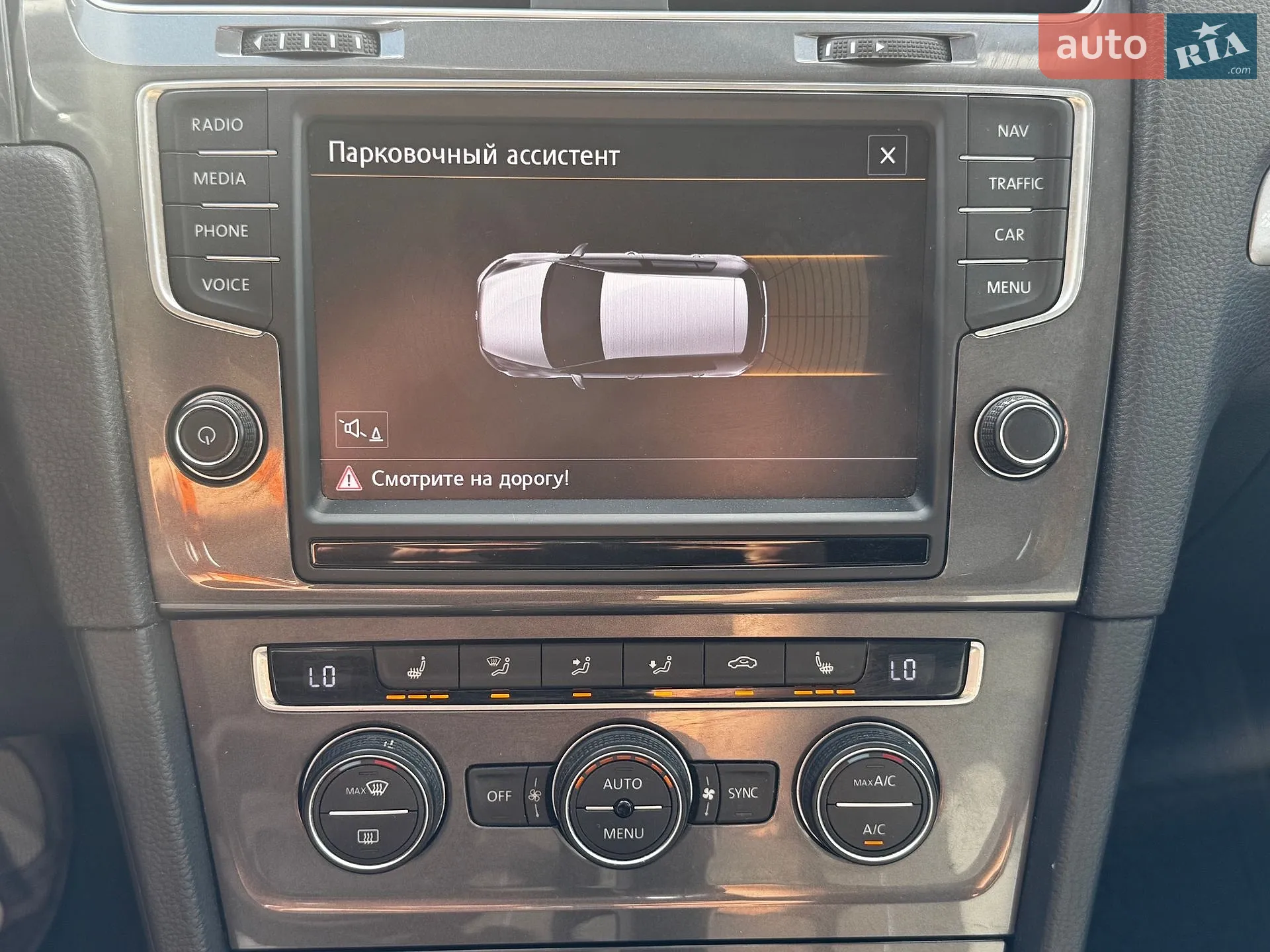 2016 Volkswagen Golf - мініатюра 40