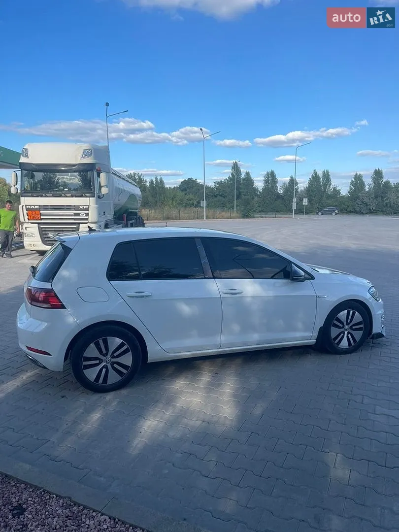 2017 Volkswagen Golf - мініатюра 8