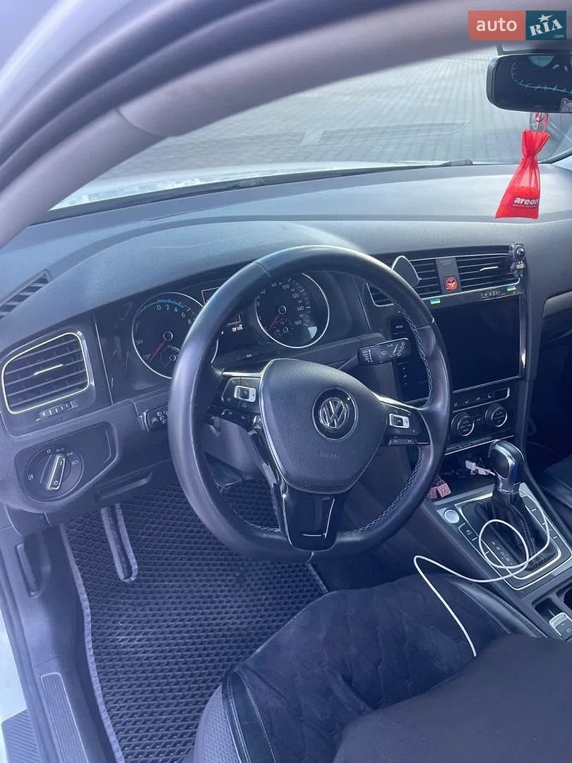 2017 Volkswagen Golf - мініатюра 14