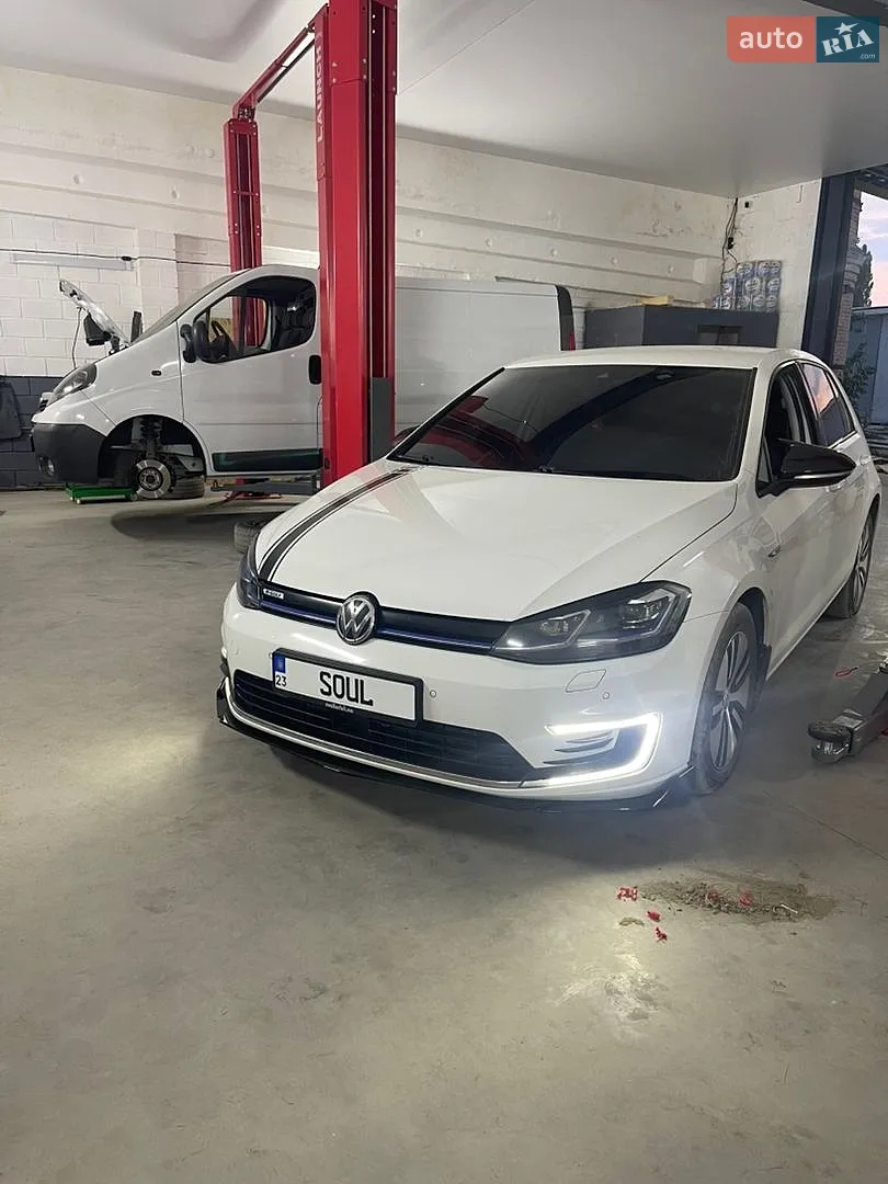 2017 Volkswagen Golf - мініатюра 25