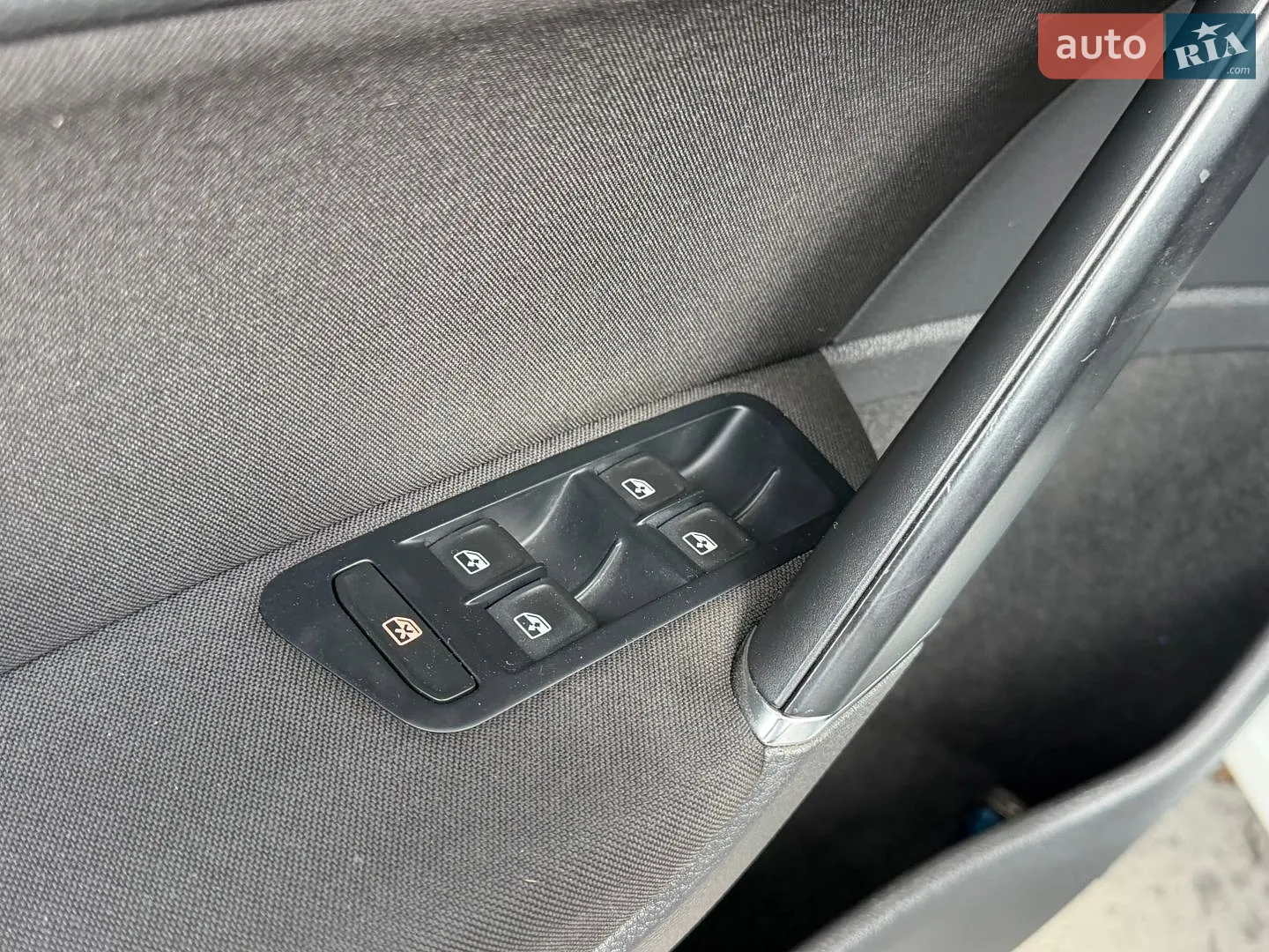 2014 Volkswagen Golf - мініатюра 40