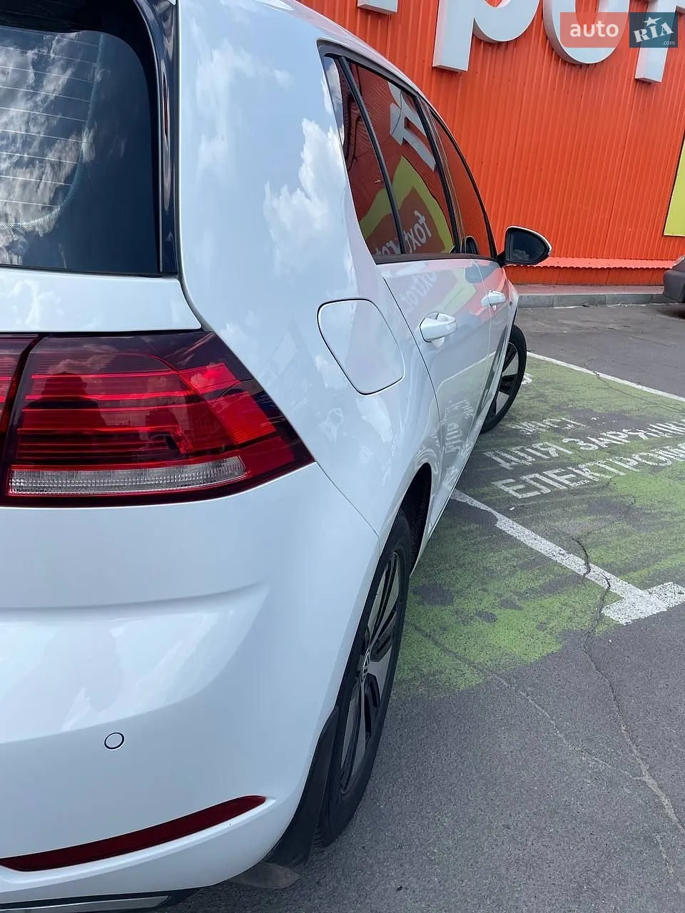 2018 Volkswagen Golf - мініатюра 5
