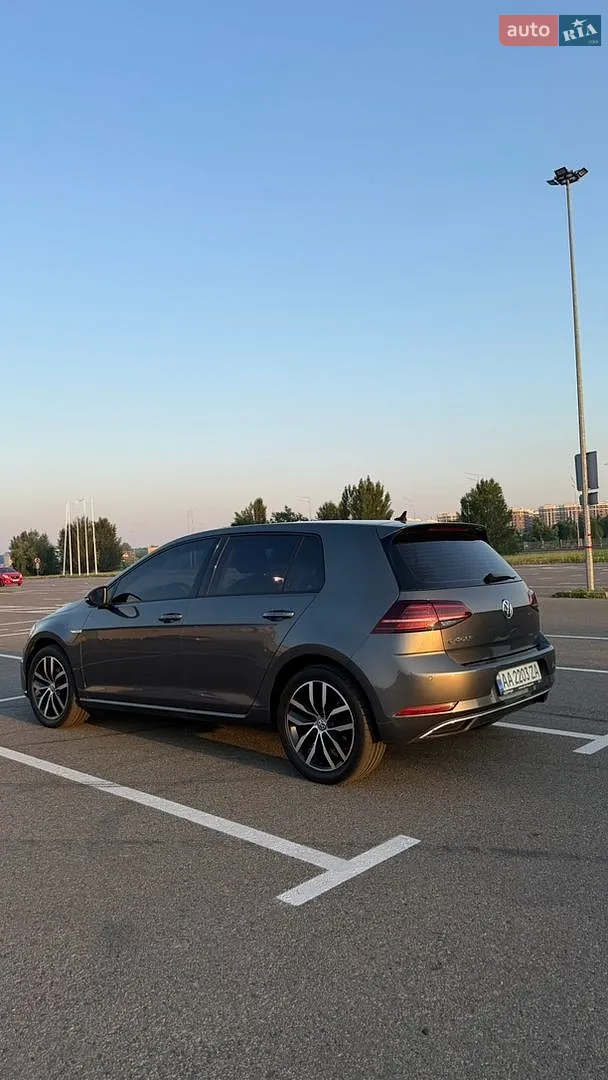 2019 Volkswagen Golf - мініатюра 23