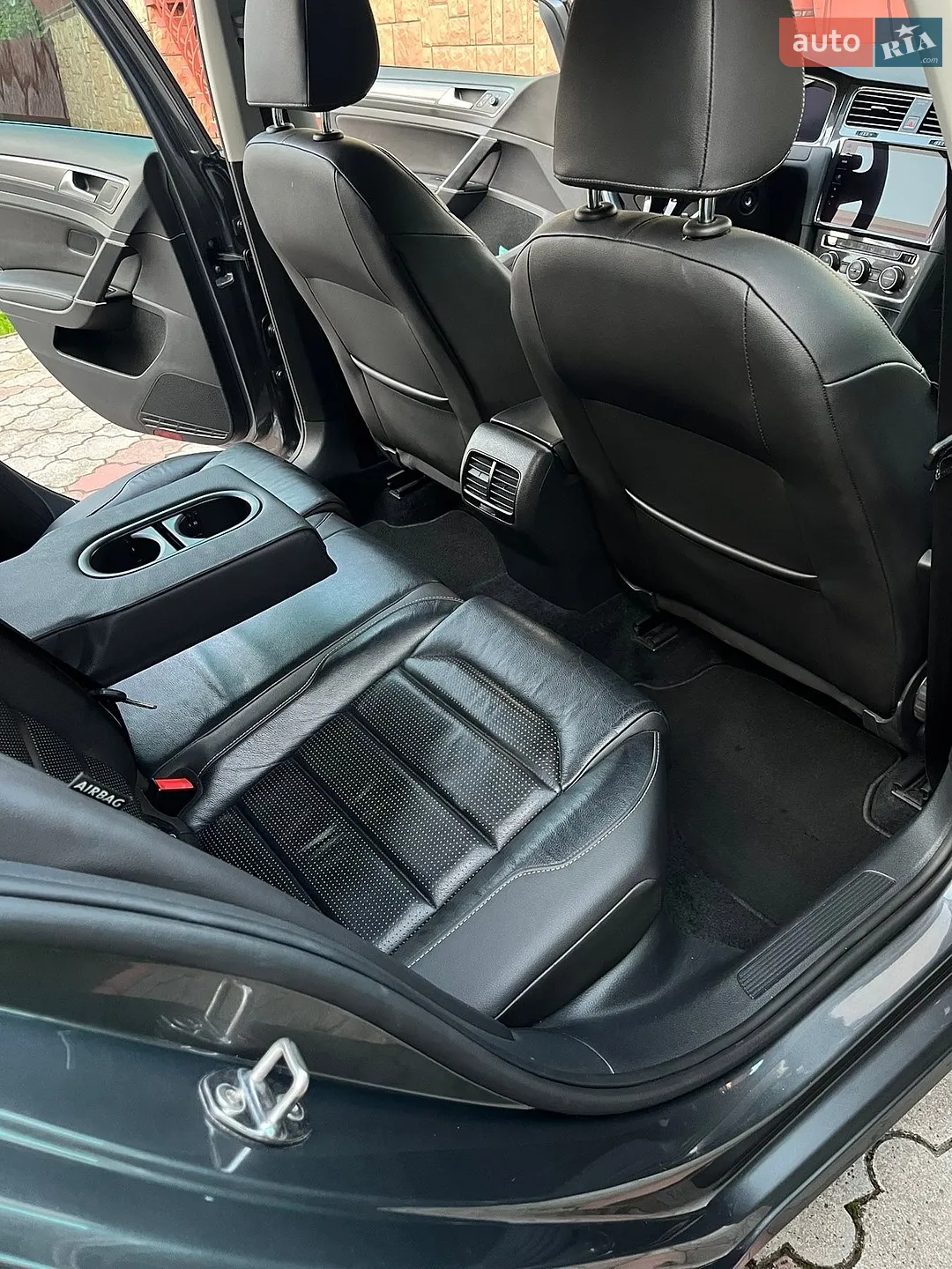 2018 Volkswagen Golf - мініатюра 10