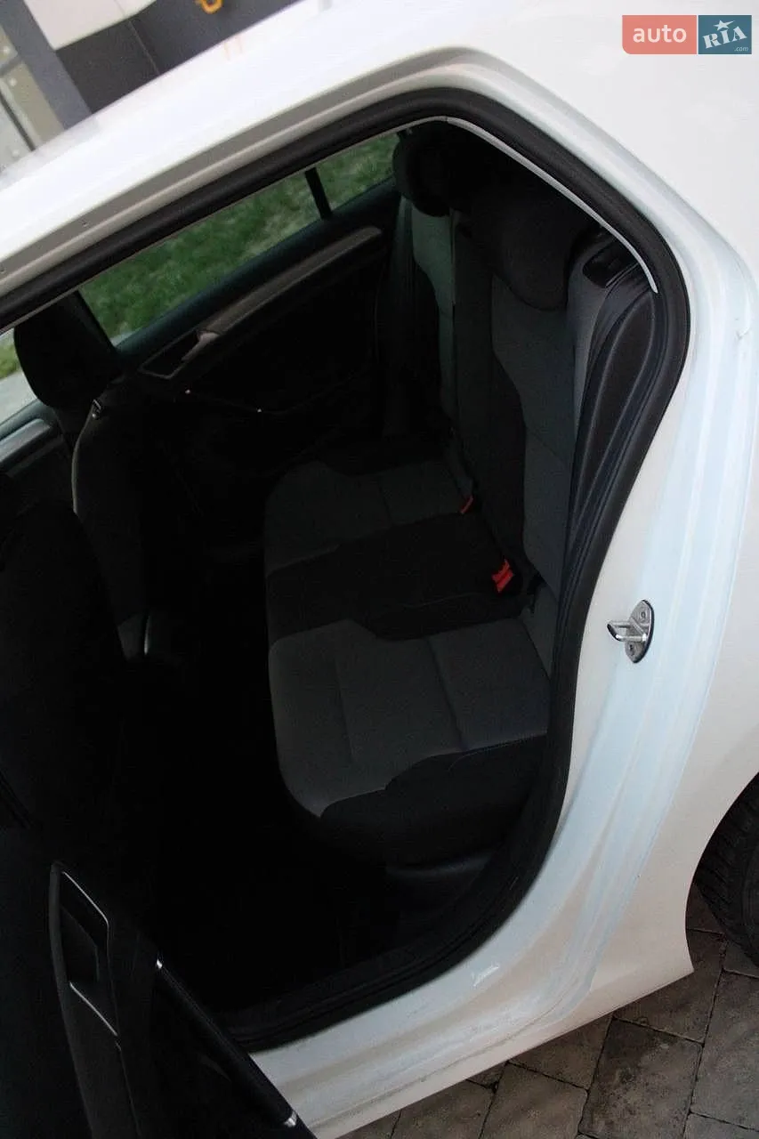 2014 Volkswagen Golf - мініатюра 20