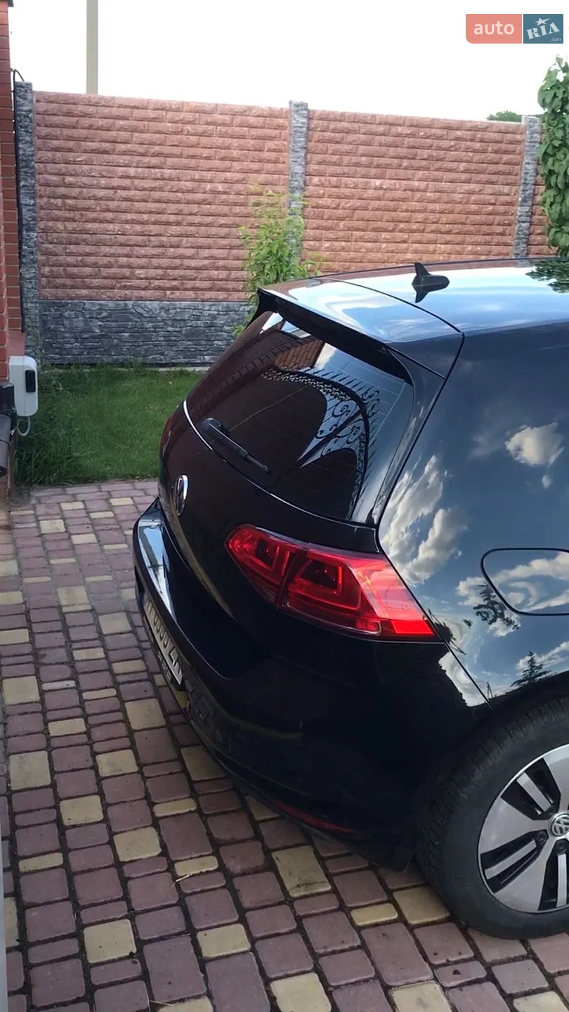 2016 Volkswagen Golf - мініатюра 12