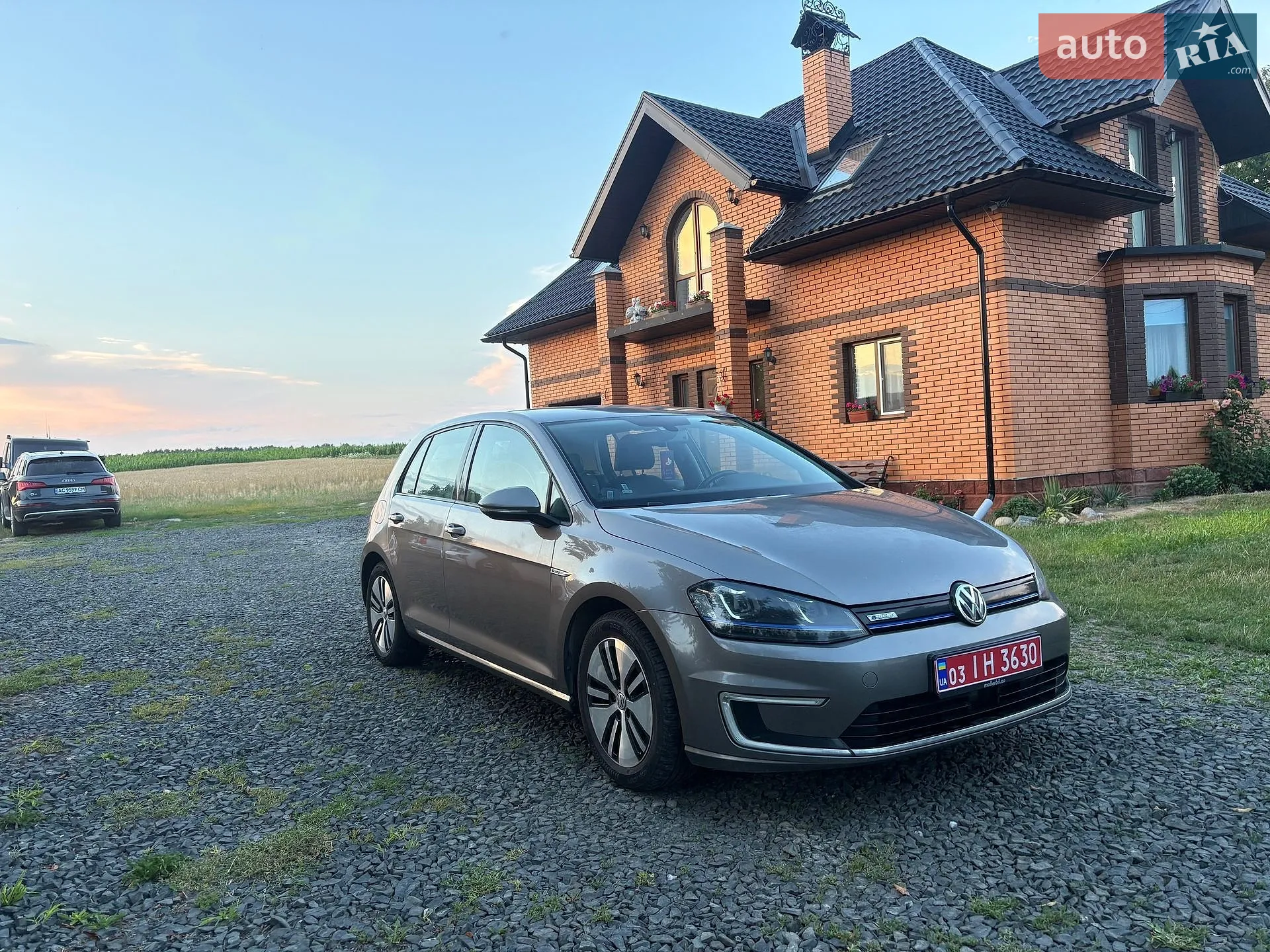 2014 Volkswagen Golf - мініатюра 2