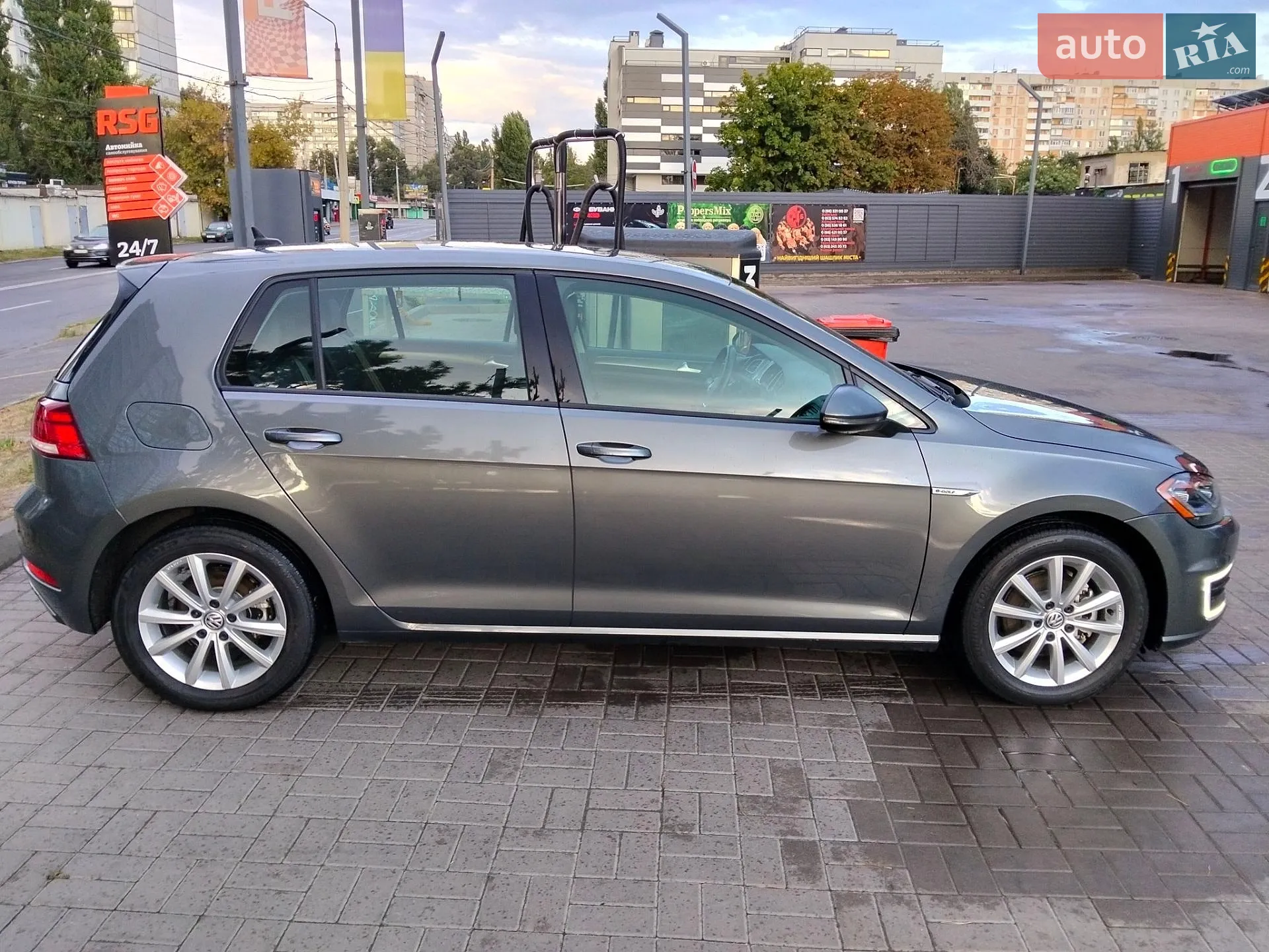 2019 Volkswagen Golf - мініатюра 3