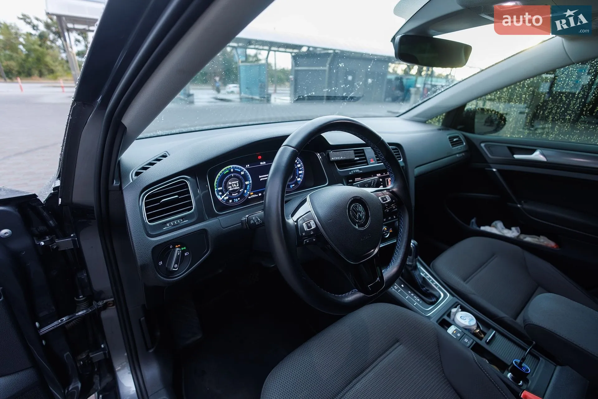 2017 Volkswagen Golf - мініатюра 32