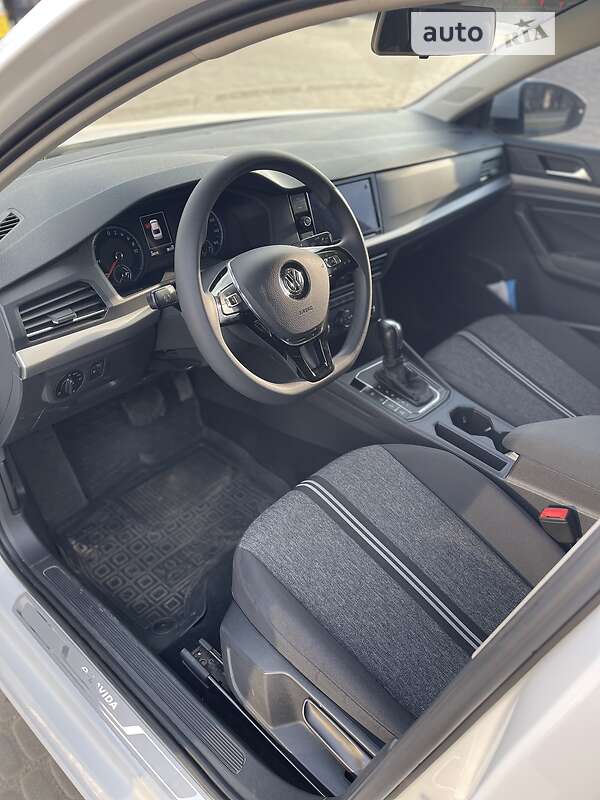 Седан Volkswagen e-Lavida 2019 в Кропивницком