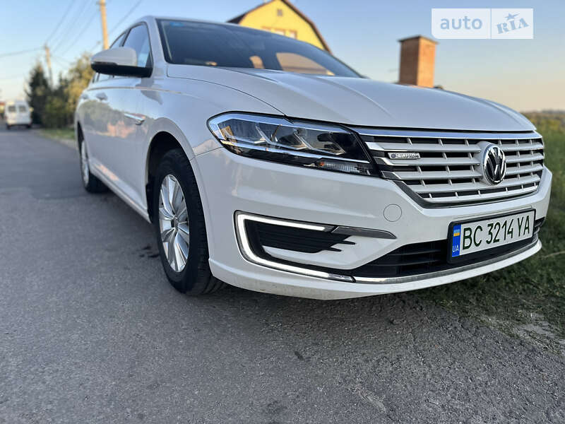 Седан Volkswagen e-Lavida 2019 в Ровно