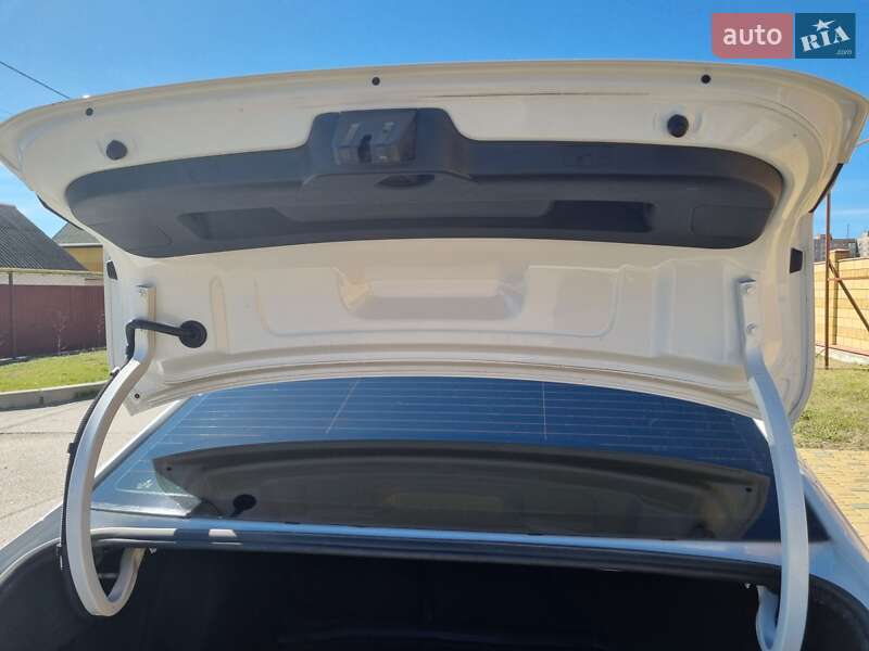 Седан Volkswagen e-Lavida 2021 в Запоріжжі