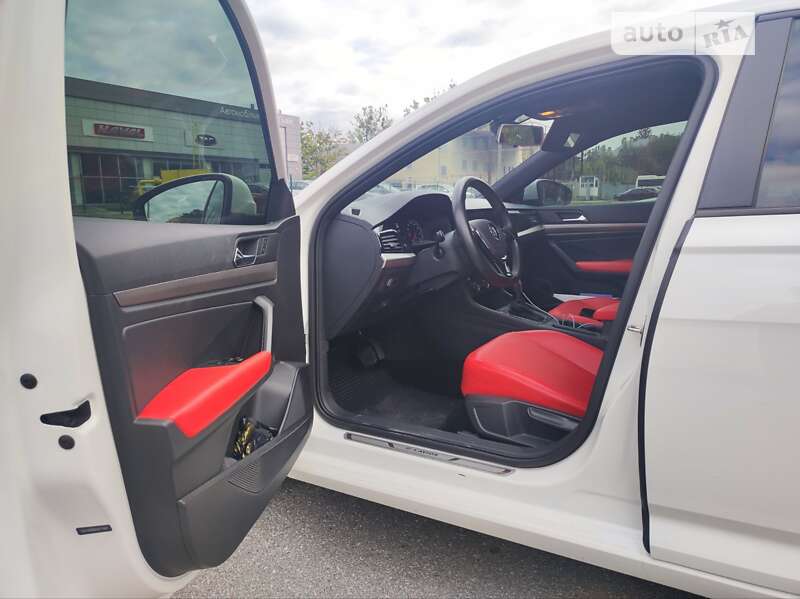 Седан Volkswagen e-Lavida 2019 в Львове