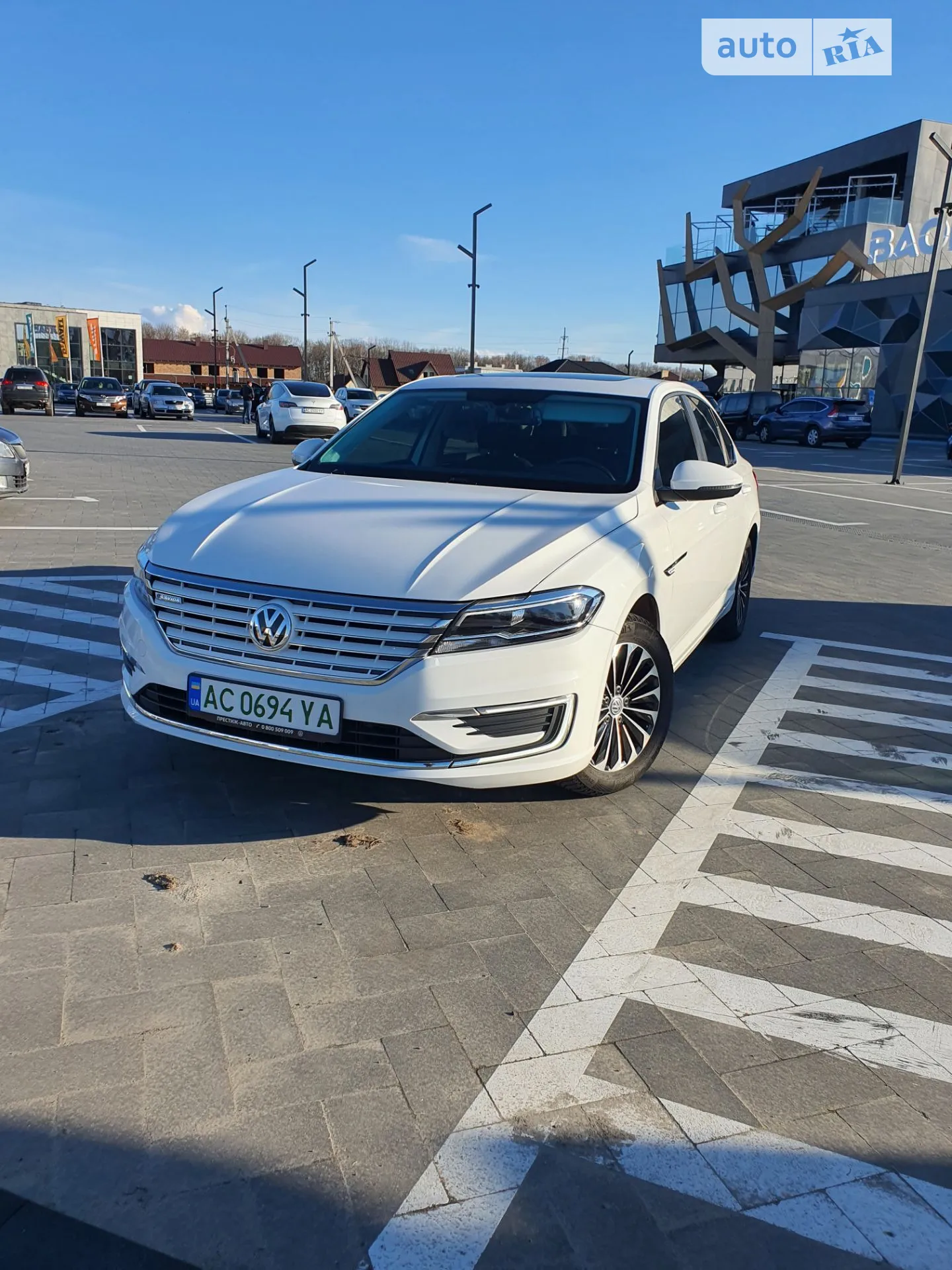 Volkswagen e-Lavida 2019