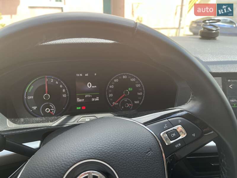 Седан Volkswagen e-Lavida 2019 в Кременчуге