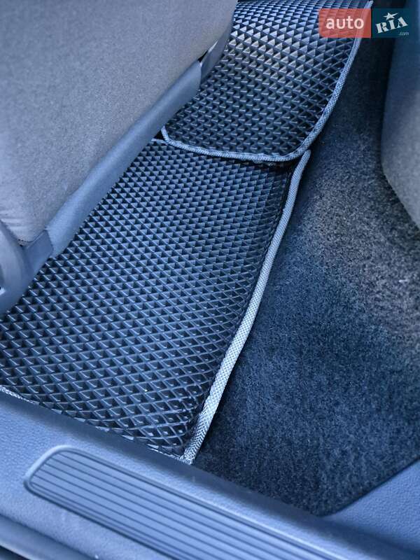 Седан Volkswagen e-Lavida 2019 в Киеве фото 37 Седан Volkswagen e-Lavida 2019 в Киеве