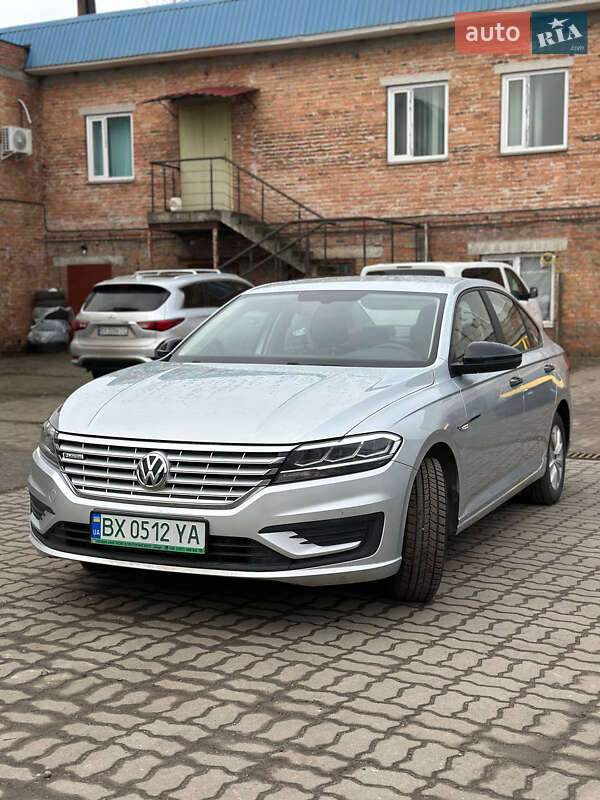 Volkswagen e-Lavida 2019