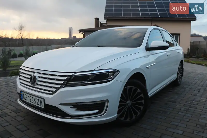 Volkswagen e-Lavida 2019