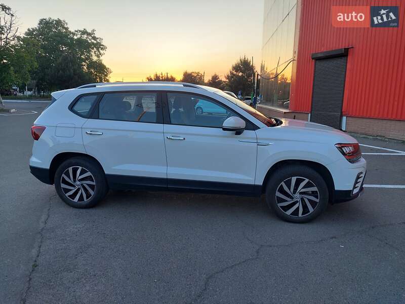 Внедорожник / Кроссовер Volkswagen E-Tharu 2020 в Одессе