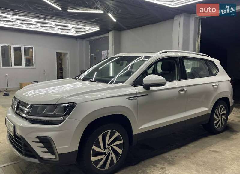 Внедорожник / Кроссовер Volkswagen E-Tharu 2020 в Шостке