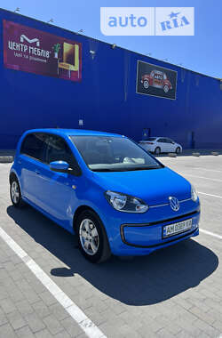 Хетчбек Volkswagen e-Up 2014 в Вінниці