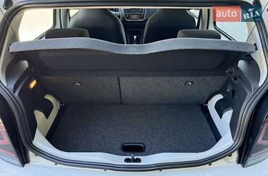 Хэтчбек Volkswagen e-Up 2022 в 
