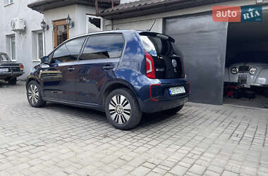 Хетчбек Volkswagen e-Up 2013 в 