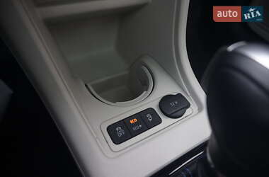 Хетчбек Volkswagen e-Up 2014 в 