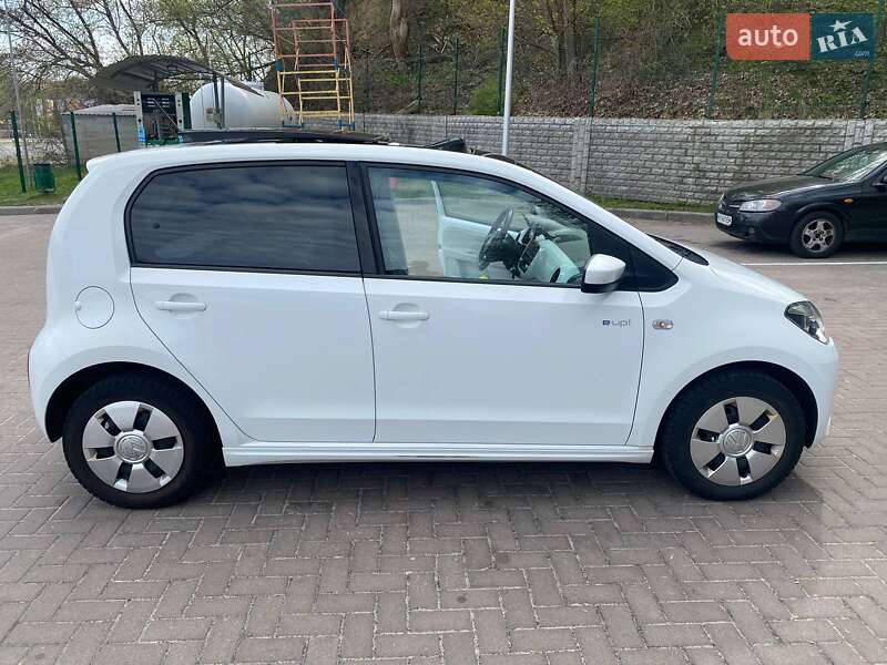 Хэтчбек Volkswagen e-Up 2014 в Киеве